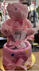 Τούρτα με πάνες διώροφη κορίτσι