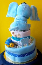 Τούρτα με πάνες διώροφη αγόρι